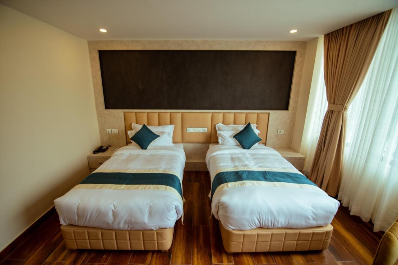 Hotel Black Diamond - Transit Point Inside Hotel Katmandou Extérieur photo