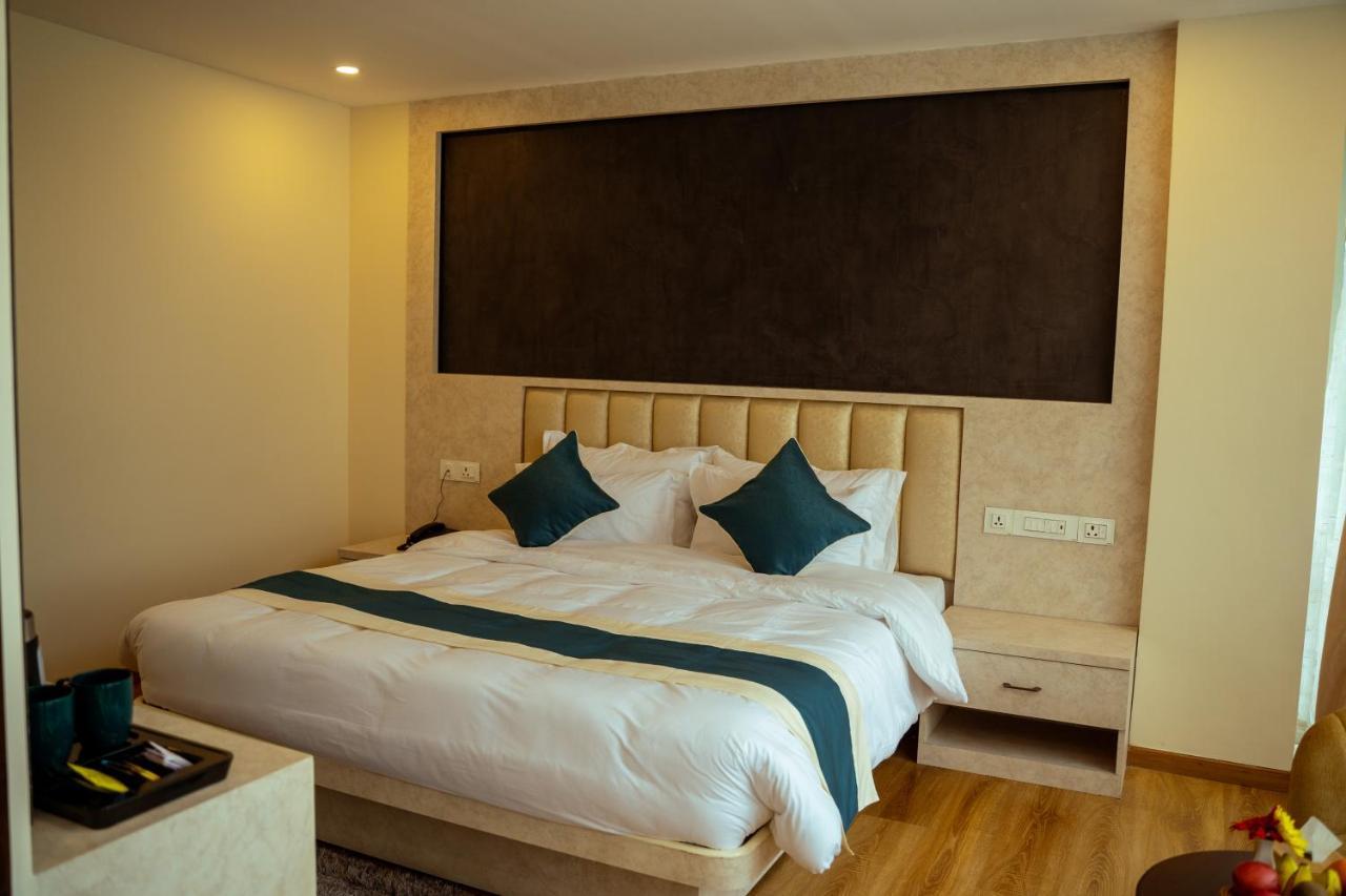 Hotel Black Diamond - Transit Point Inside Hotel Katmandou Extérieur photo