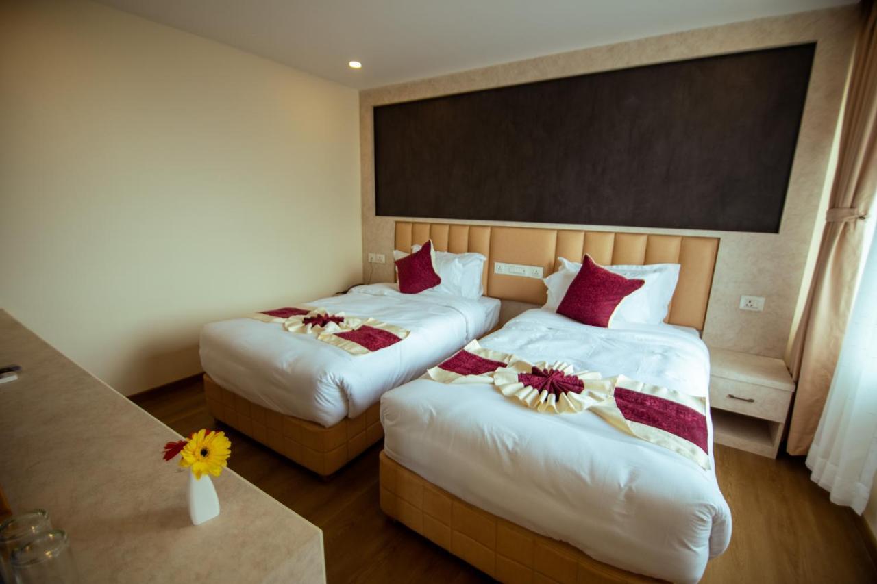 Hotel Black Diamond - Transit Point Inside Hotel Katmandou Extérieur photo