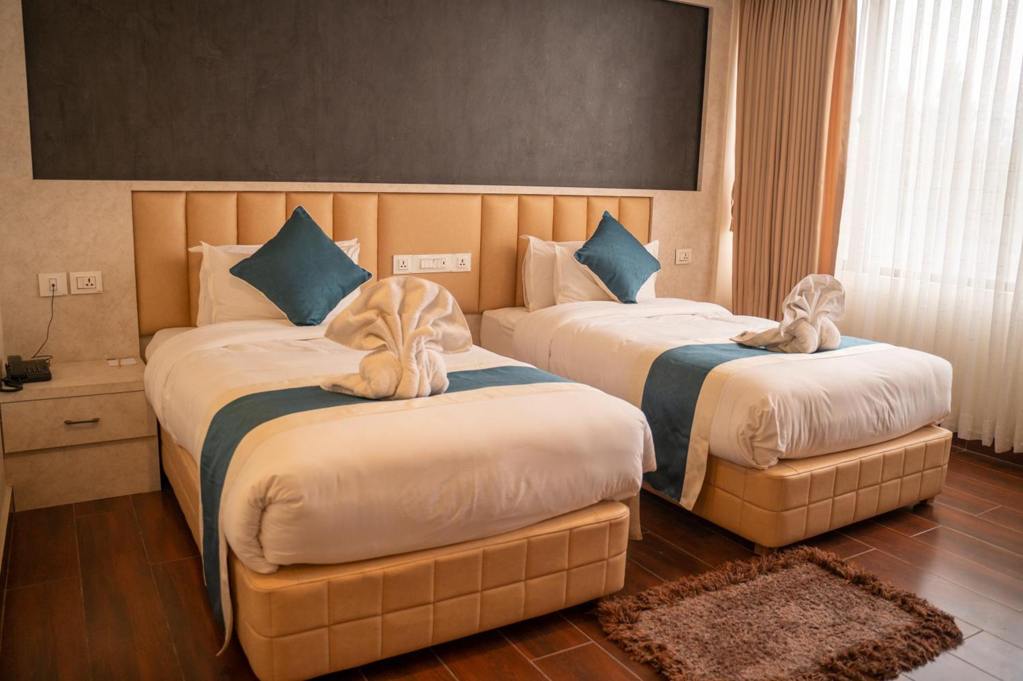 Hotel Black Diamond - Transit Point Inside Hotel Katmandou Extérieur photo